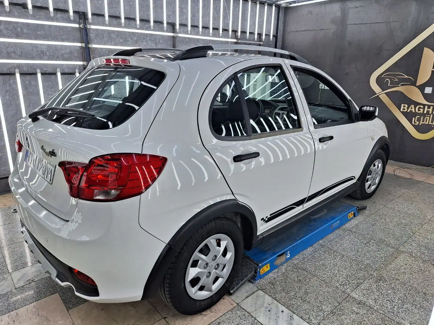 کوییکR مدل 1402 پارس خودرو|خودرو سواری و وانت|نسیم‌شهر, |دیوار