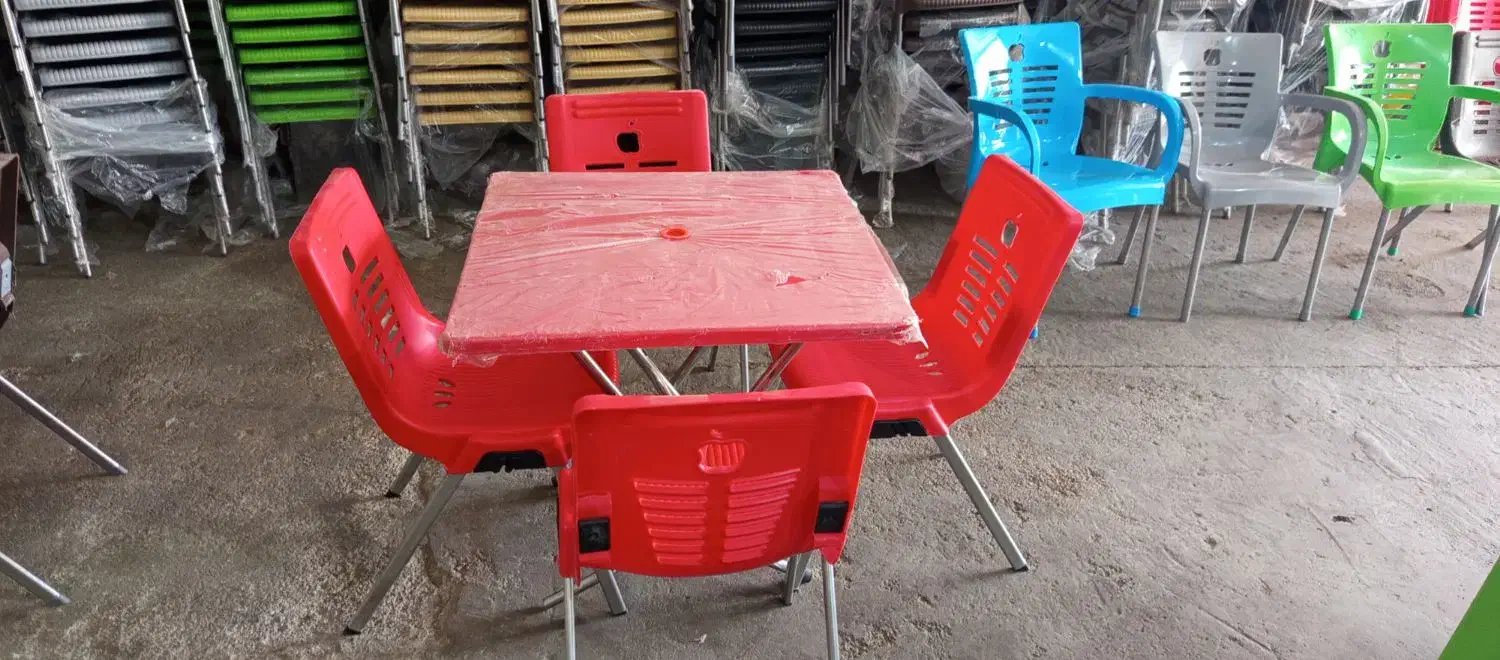 صندلی پایه فلزی اپل|صندلی و نیمکت|اهواز, شهدای انتظامی|دیوار