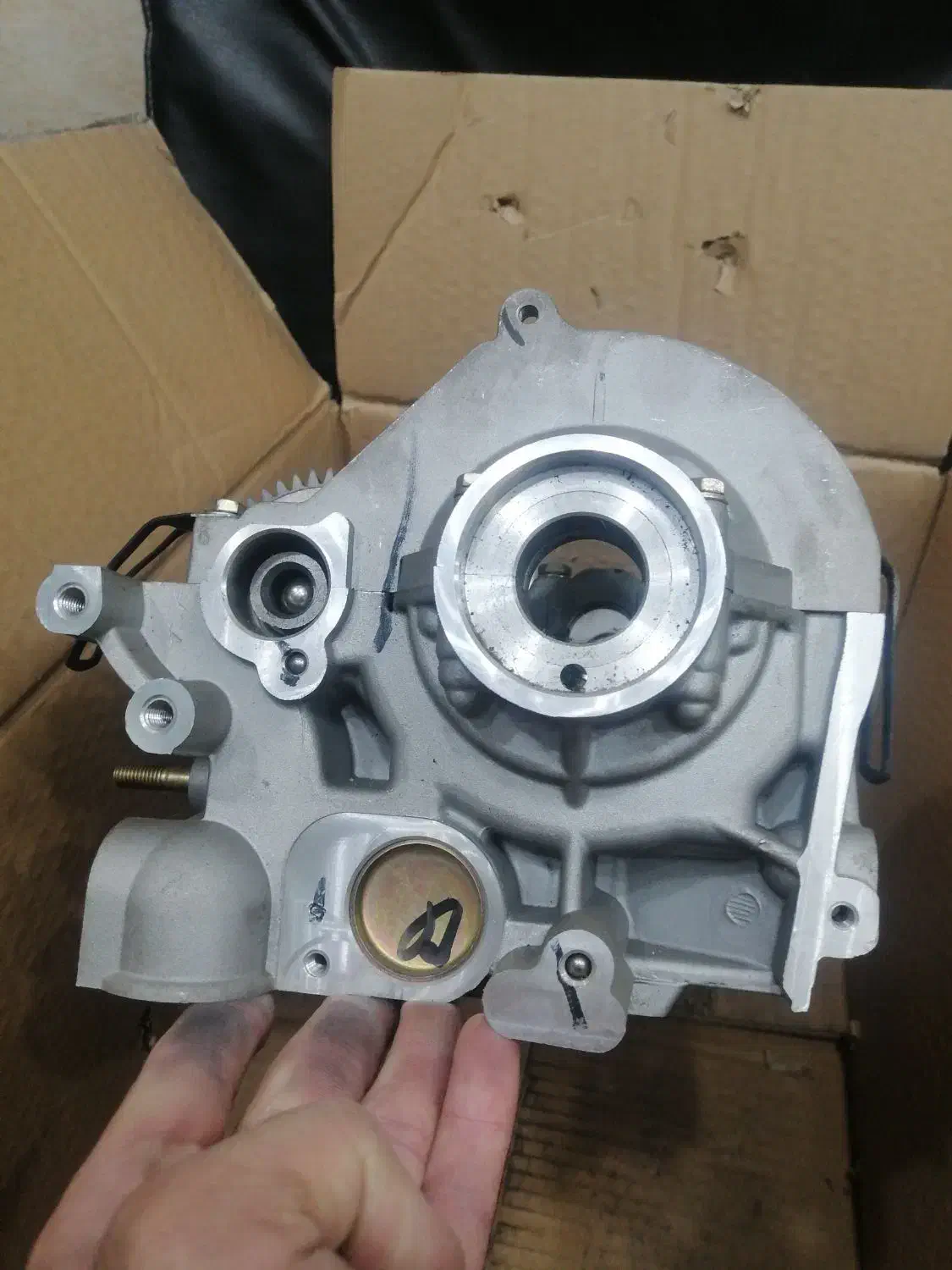 تعدادی لوازم استوک ام وی ام 110 چهار سیلندر|قطعات یدکی و لوازم جانبی|سبزوار, فرهنگیان|دیوار