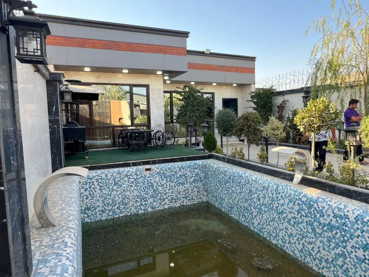 ویلاباغ مدرن ۲۴۰متری سهیلیه زعفرانیه|فروش خانه و ویلا|کرج, فاز ۲ مهرشهر|دیوار