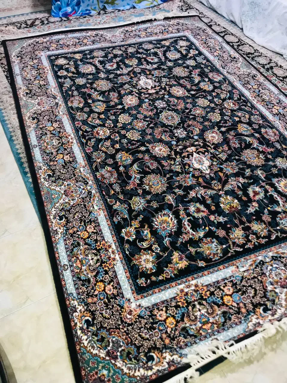 فرش نگین یاسمن مشهد(نو)|فرش|همدان, |دیوار