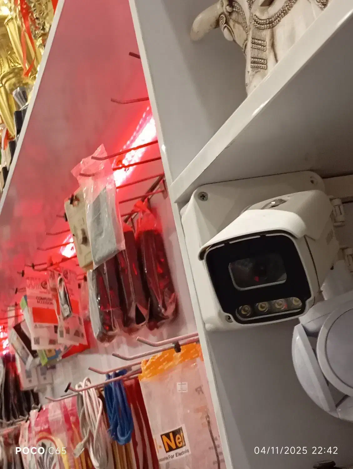 نصب دوربین مداربسته اقساط چهار ماه|دوربین مداربسته|یزد, |دیوار