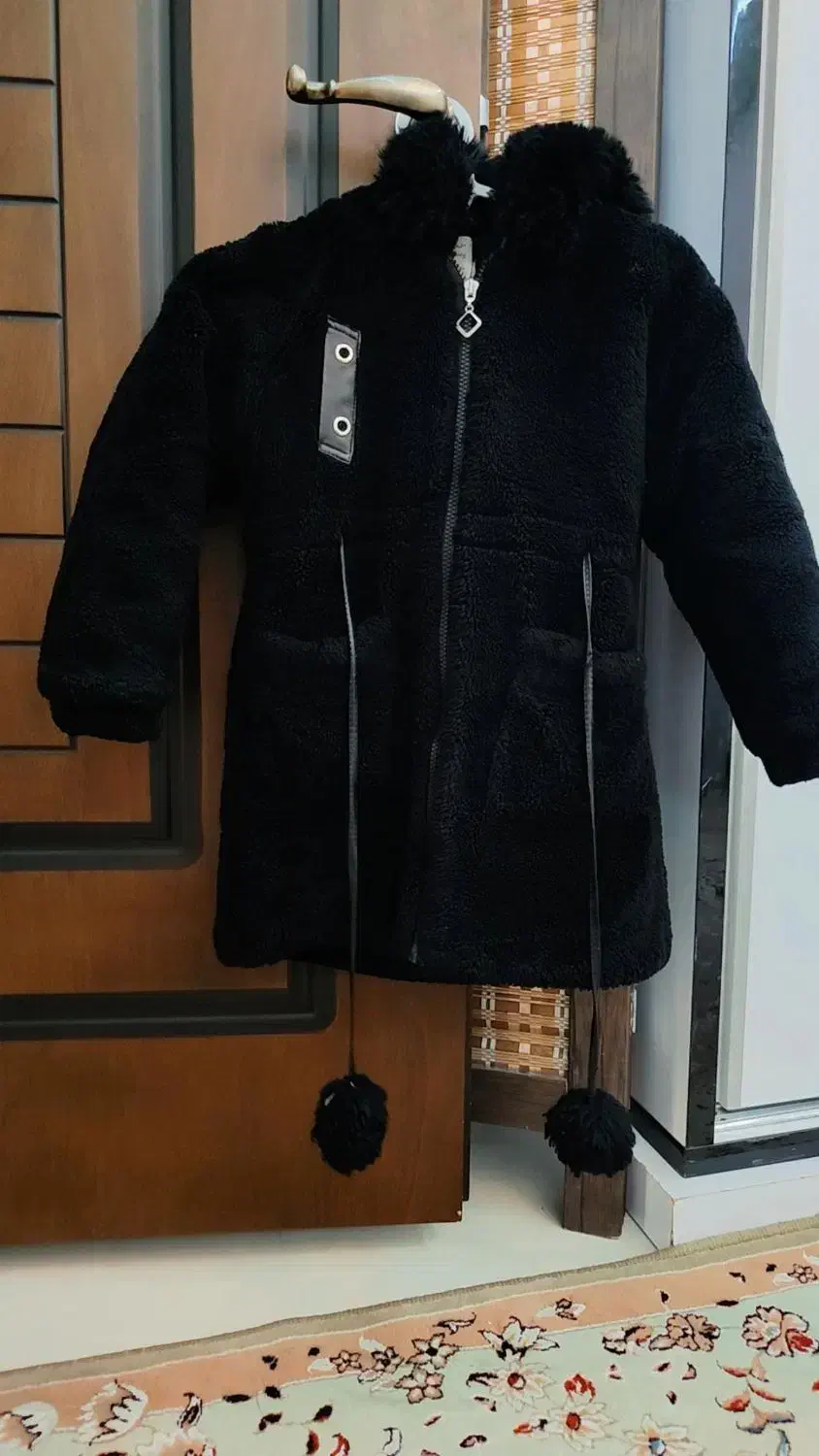 کاپشن|کفش و لباس بچه|سقز, |دیوار