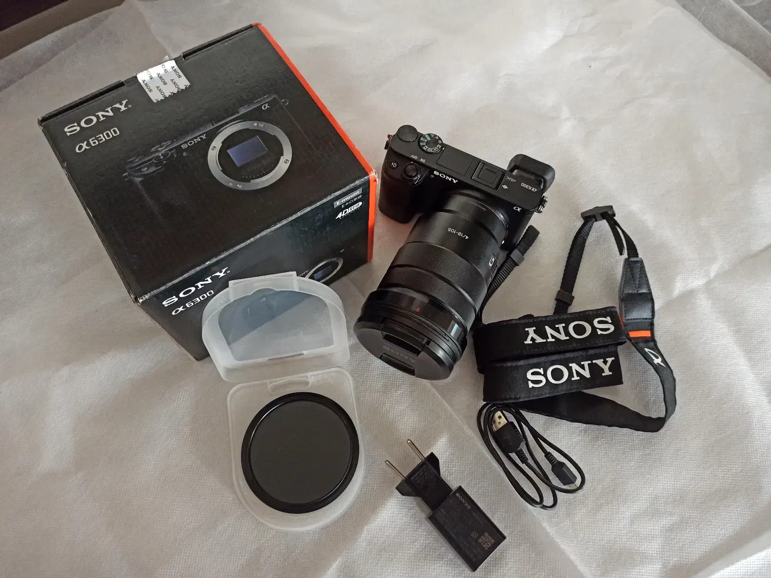 سونی آلفا Sony a6300 لنز G 18-105 f4 OSS|دوربین عکاسی و فیلمبرداری|تهران, فلسطین (میدان انقلاب)|دیوار