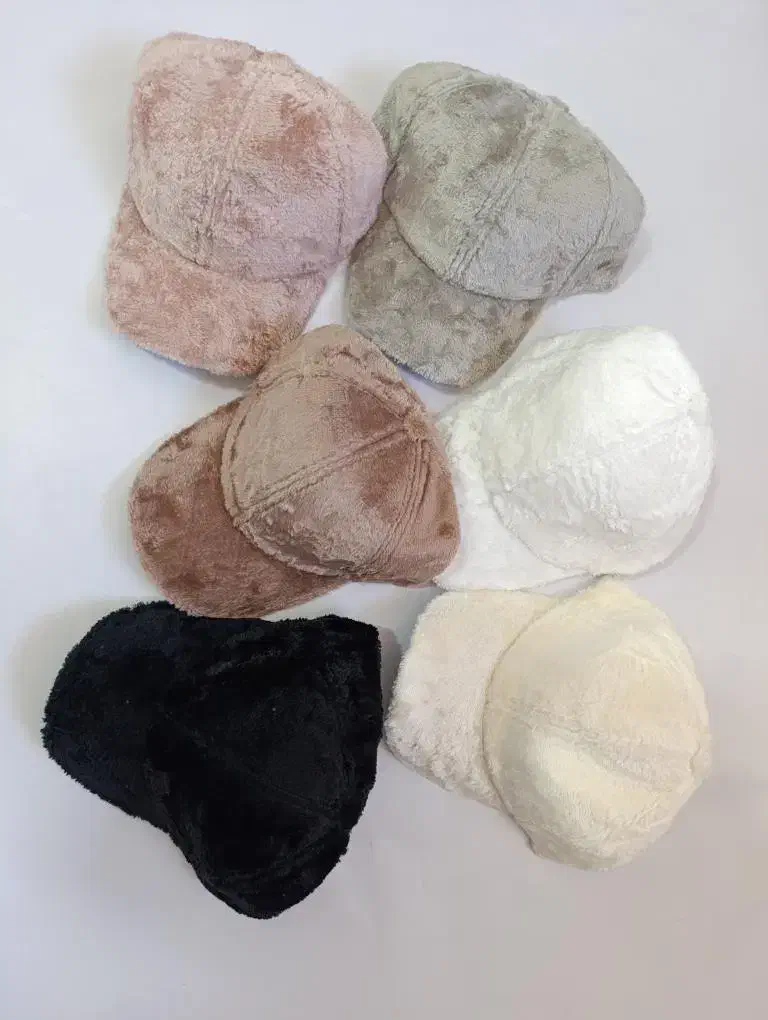 کلاه نقابی تدی|لباس|کرمانشاه, |دیوار