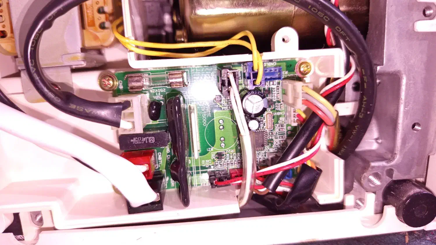 تعمیرگاه تخصصی چرخ خیاطی|خدمات پیشه و مهارت|شاهین‌شهر, شهرک ردانی پور|دیوار