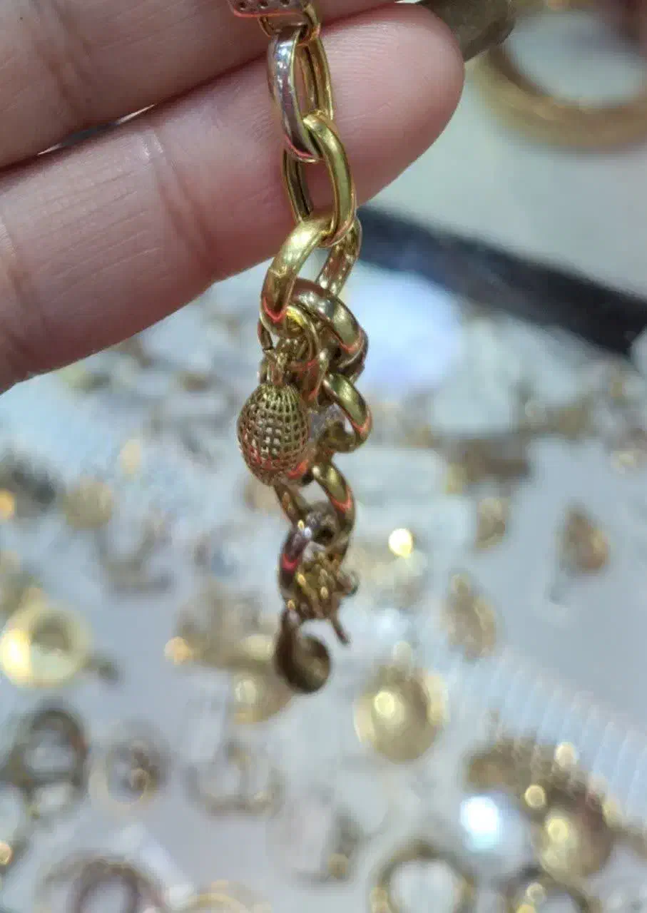 دستبندطلاگم کردم|اشیا|قم, نیروگاه|دیوار