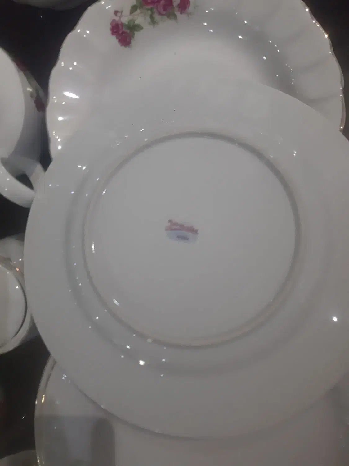 بشقاب و دیس و ... گل سرخی|ظروف سرو و پذیرایی|تهران, امانیه|دیوار