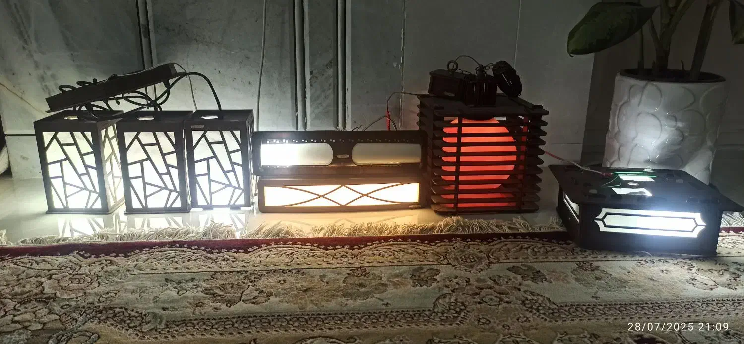 لوستر تزئینی|لوستر و چراغ آویز|کلاله, |دیوار