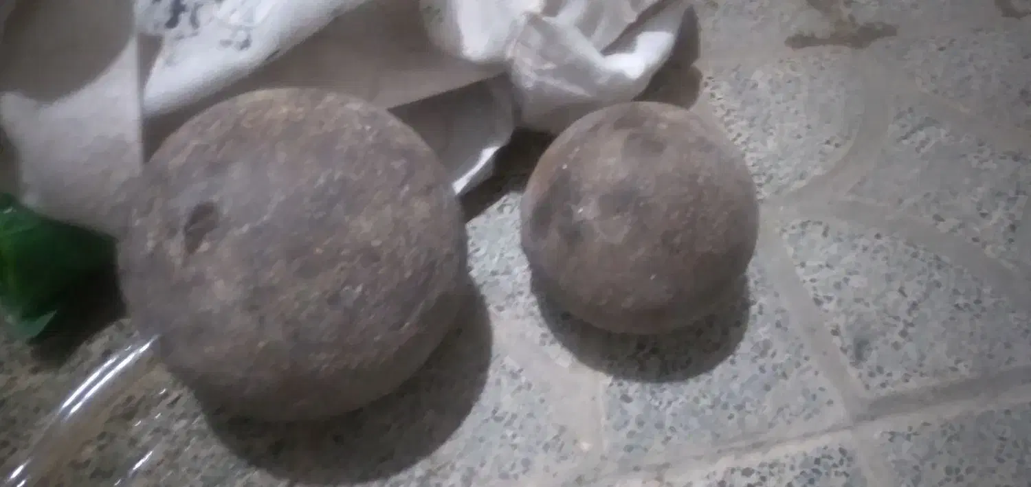 گوی آهنی|کلکسیون اشیاء عتیقه|کرمانشاه, |دیوار