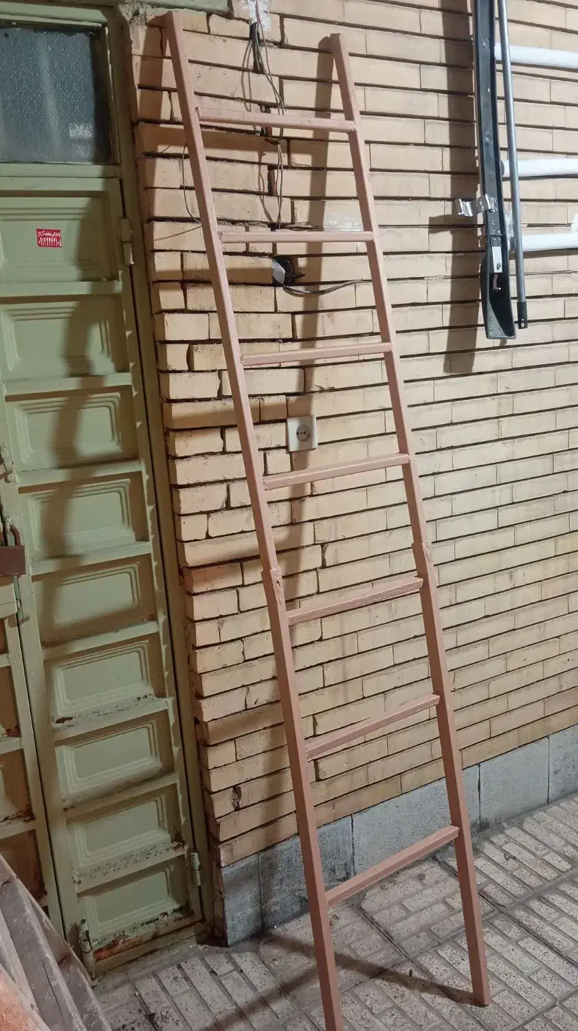 نردبان آهنی|ابزارآلات|تبریز, |دیوار