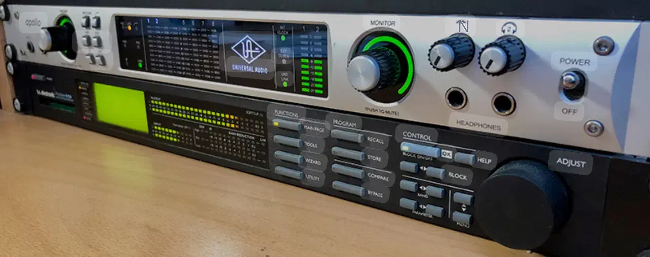 کارت صدا کارتصدا میکروفون مانیتورینگ‌ میکسر فاینال|آلات موسیقی|پرند, فاز ۰|دیوار