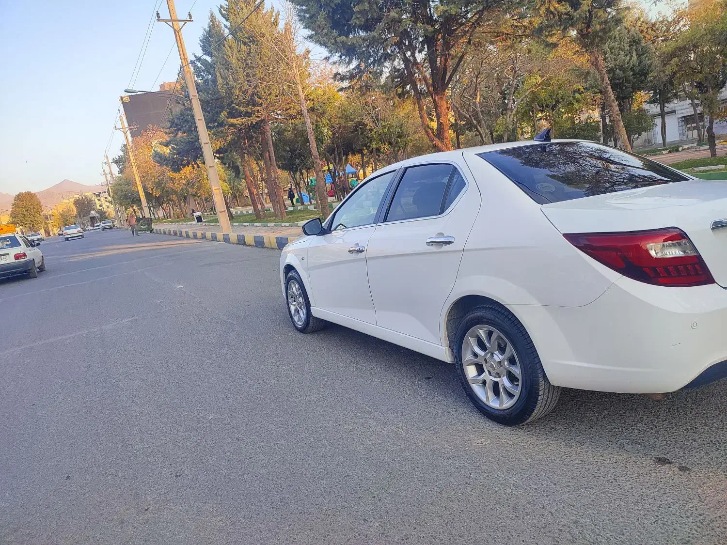 دناپلاس اتومات مدل 1401بی رنگ بی ضربه تک برگ سند|خودرو سواری و وانت|صحنه, |دیوار