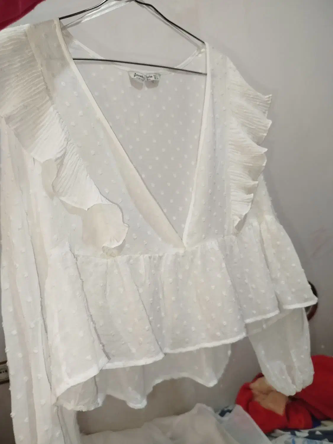 تعدادی لباس نو سایز ۴۰ تا۴۲|لباس|شیراز, شهرک امام حسین|دیوار