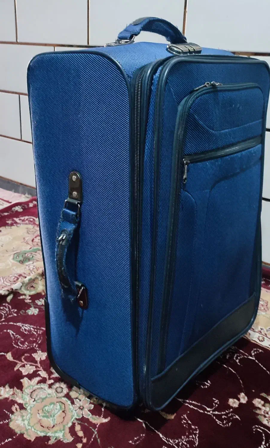 ساک  بزرگ|کیف، کفش، کمربند|اهواز, دغاغله|دیوار