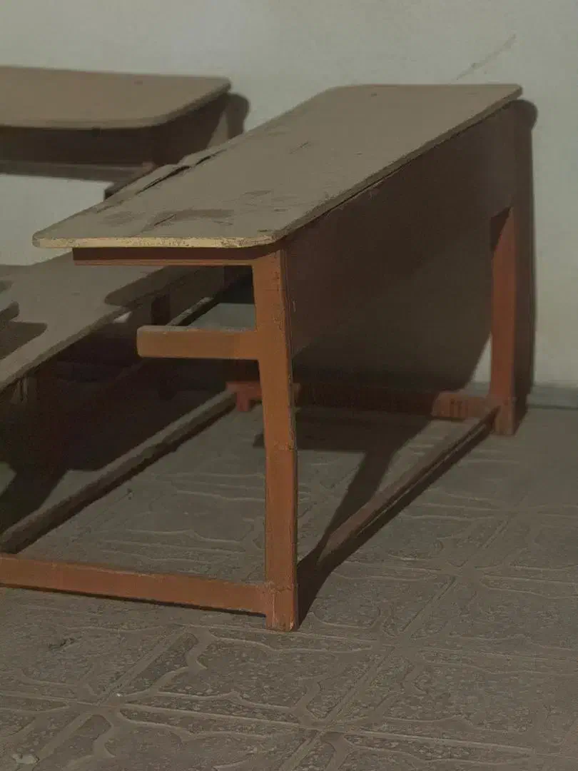 نیمکت|صندلی و نیمکت|برازجان, |دیوار