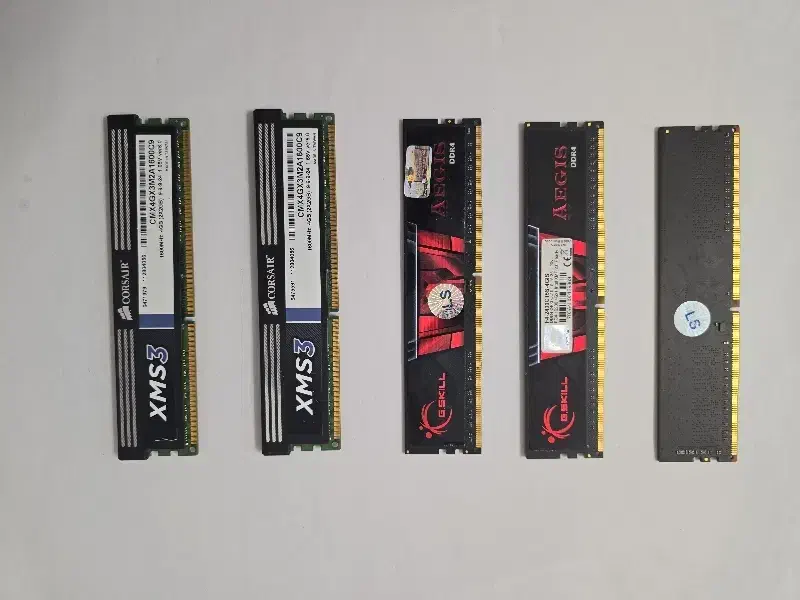 5 عدد رم ddr4و ddr3|قطعات و لوازم جانبی رایانه|بوشهر, |دیوار