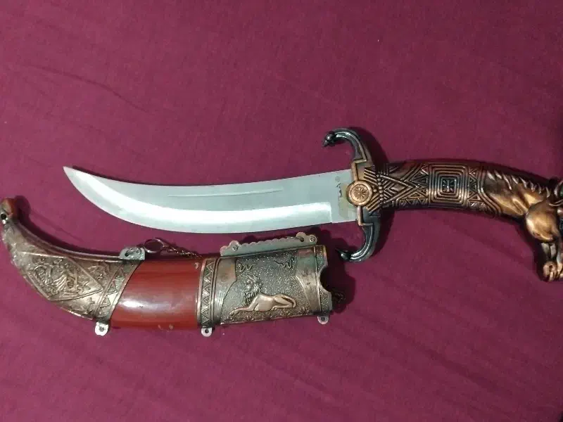 چاقو|کوهنوردی و کمپینگ|شاهینشهر, شهرک هشت بهشت|دیوار