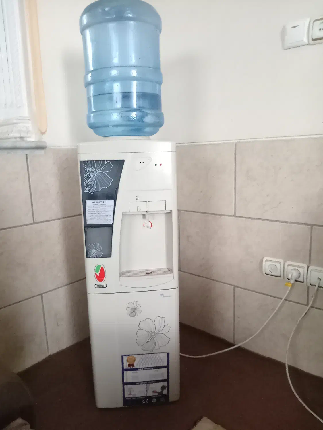 آبسردکن یخچال دار|یخچال و فریزر|شیراز, کوشک میدان|دیوار