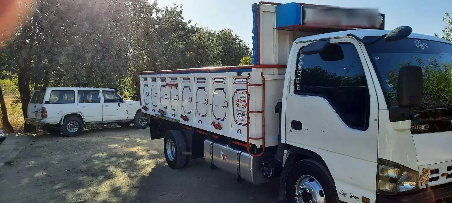 اتاق عقب باری ایسوزو بروجردی ساز|خودرو سنگین|چگنی, |دیوار