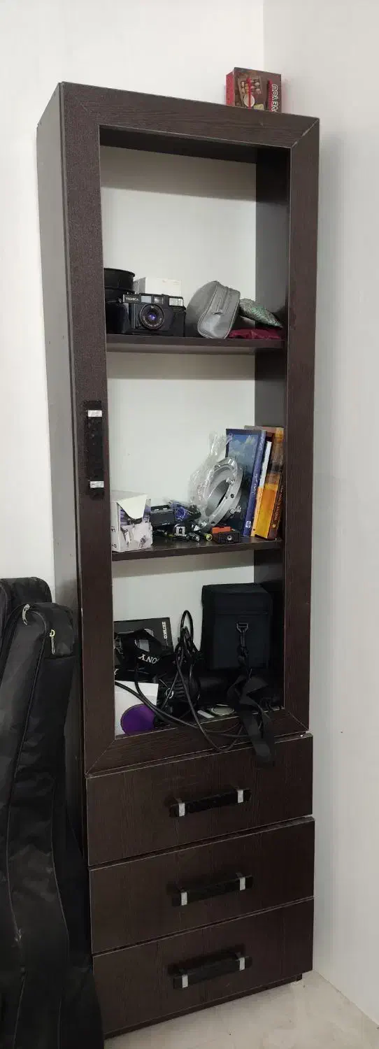 دو عدد کتابخانه و کمد سالم و بسیار تمیز|کتابخانه، شلف، قفسههای دیواری|گرگان, |دیوار