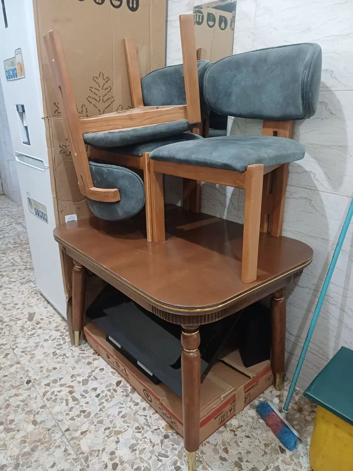 یخچال میزناهارخوری ۴نفره گازوهود|سایر لوازم برقی|کومله, |دیوار