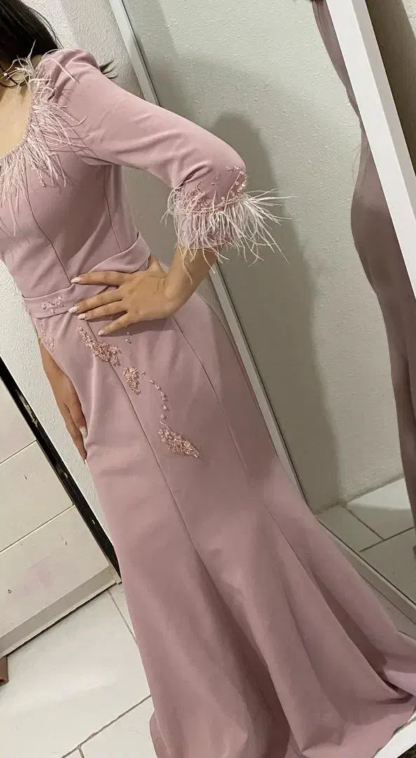 لباس|لباس|هشتگرد, شهرک ولیعصر (مصلی)|دیوار