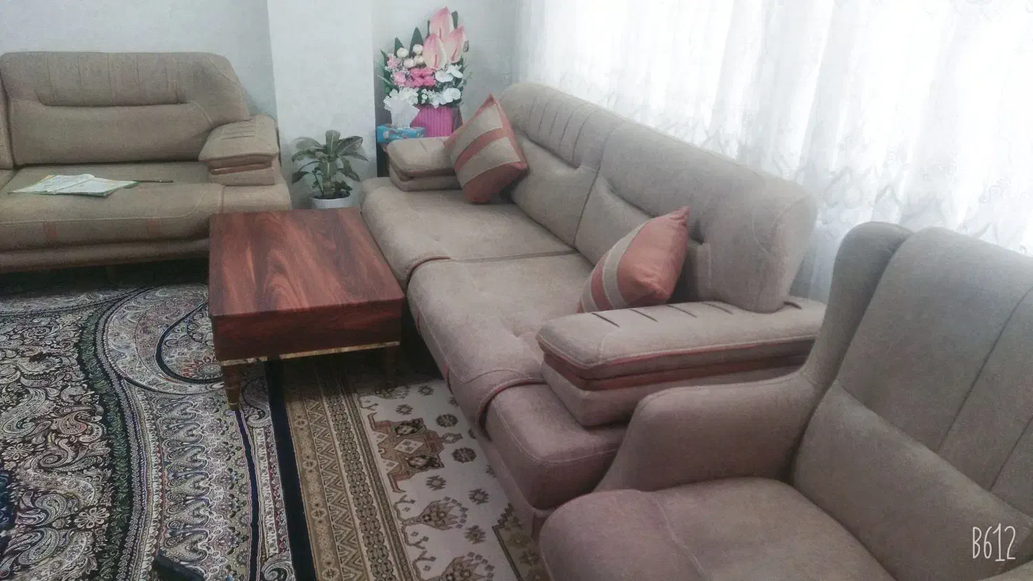 مبل|مبلمان خانگی و میز عسلی|فولادشهر, B5|دیوار