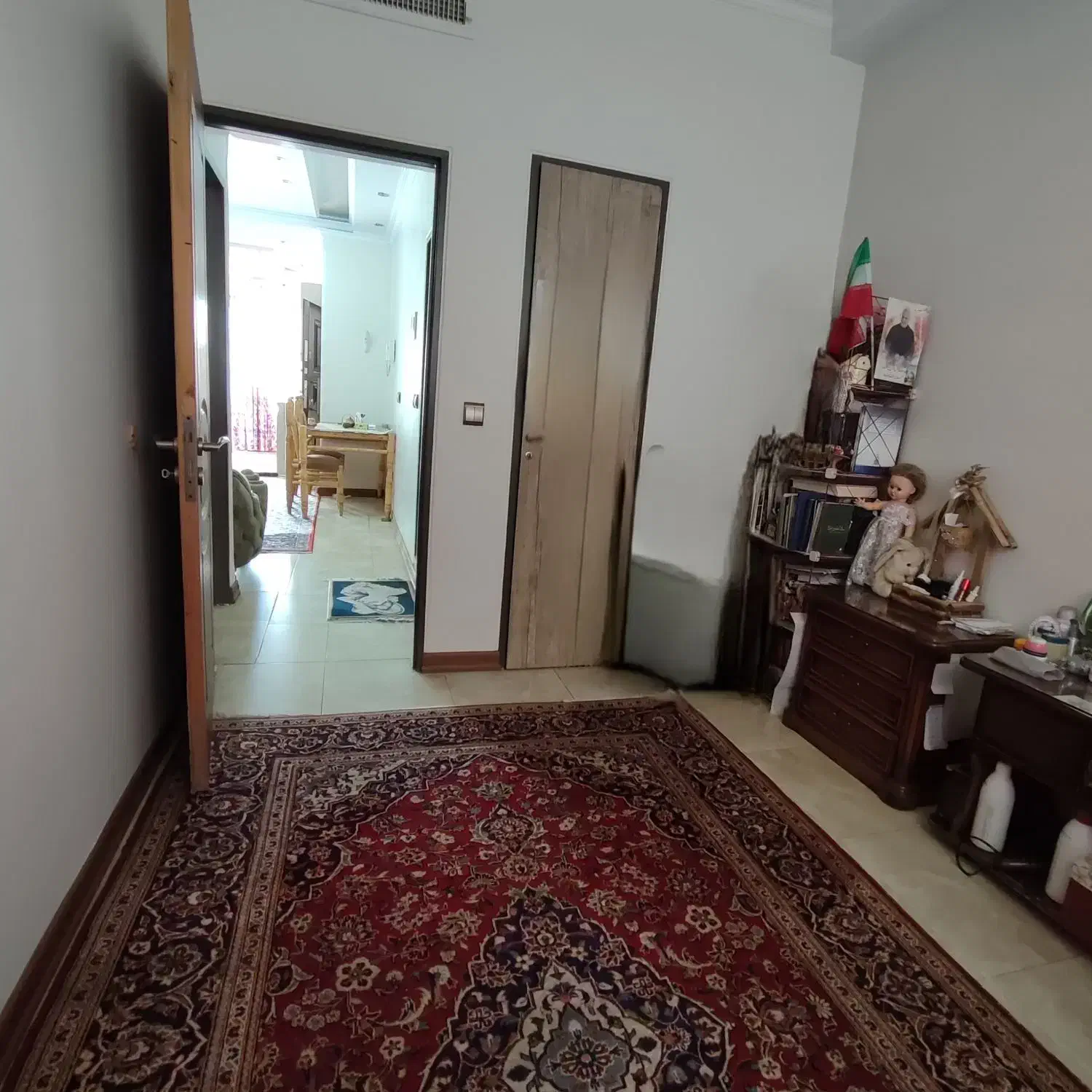 ۷۳ متر بدون پرتی  کوچه دنج با دسترسی خوب