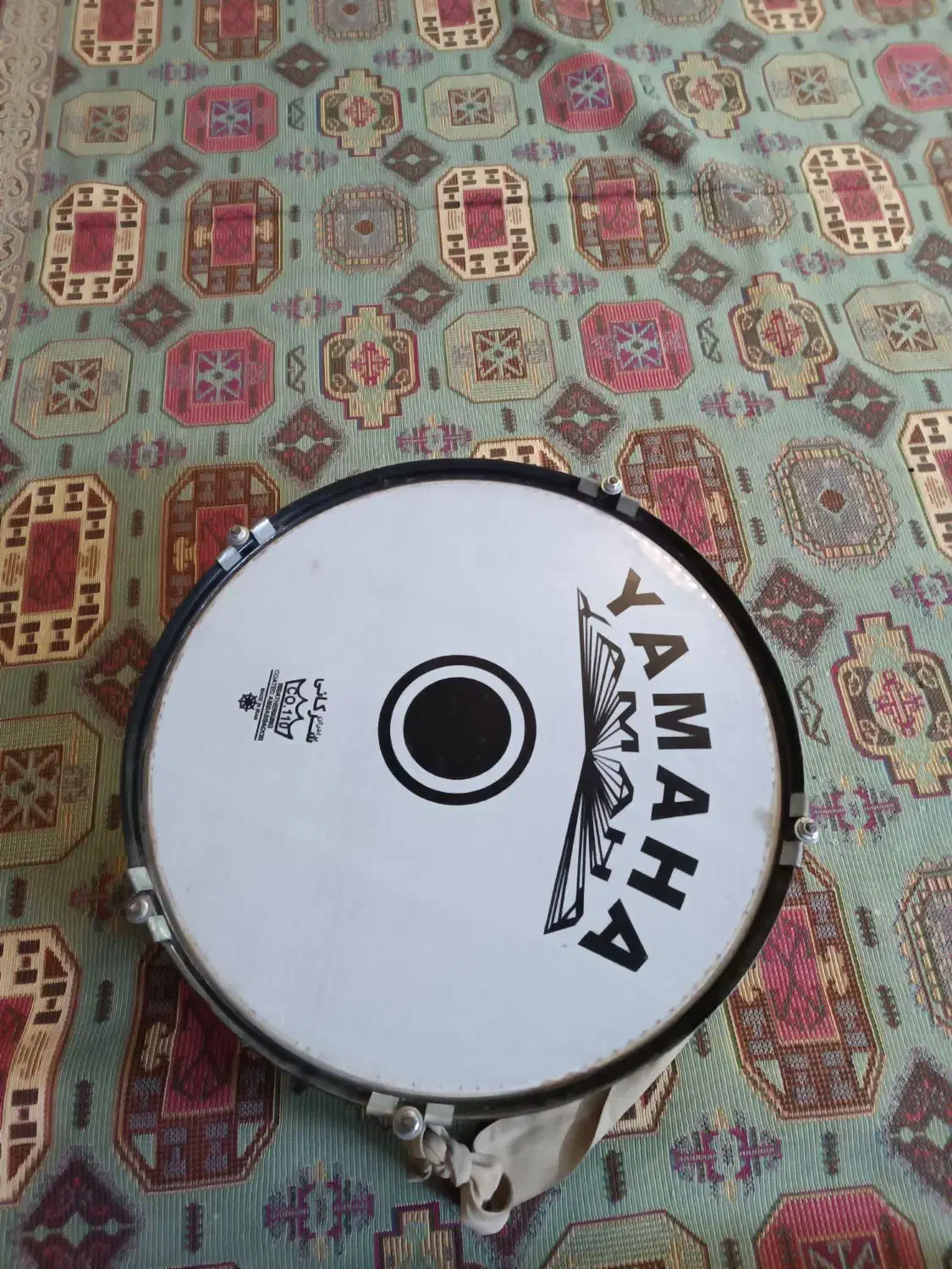 تبل یاماها|درام و پرکاشن|همدان, |دیوار