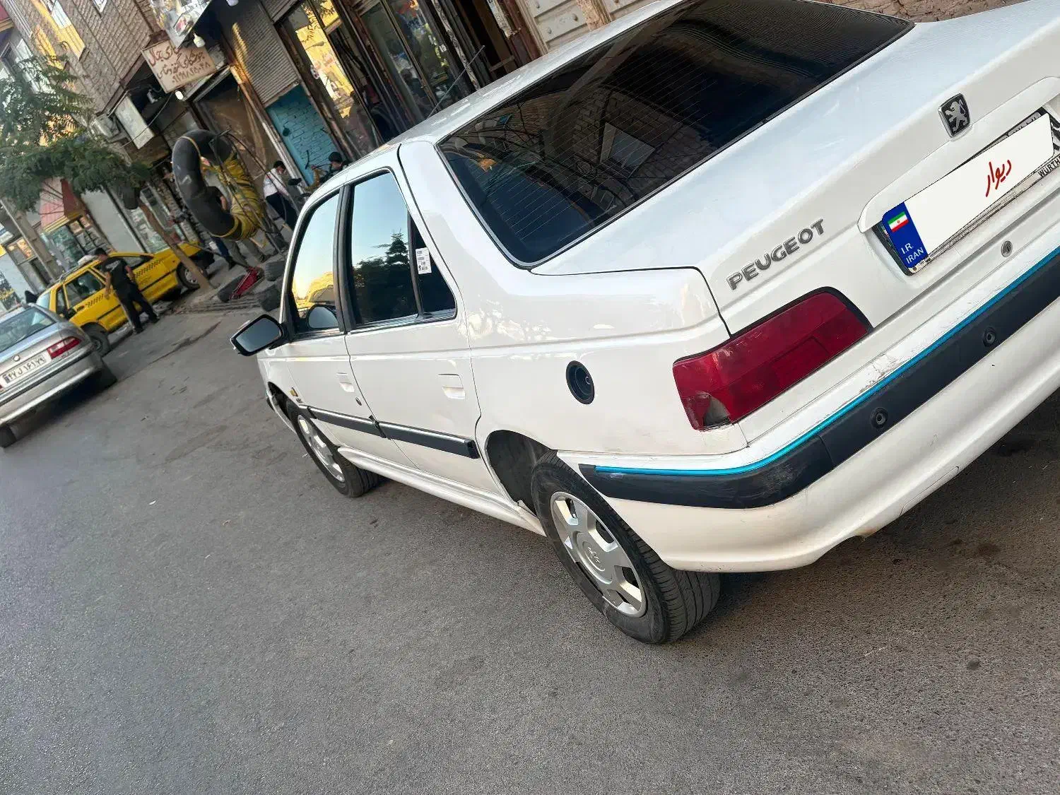 ماشین پژو پارس|خودرو سواری و وانت|قزوین, |دیوار