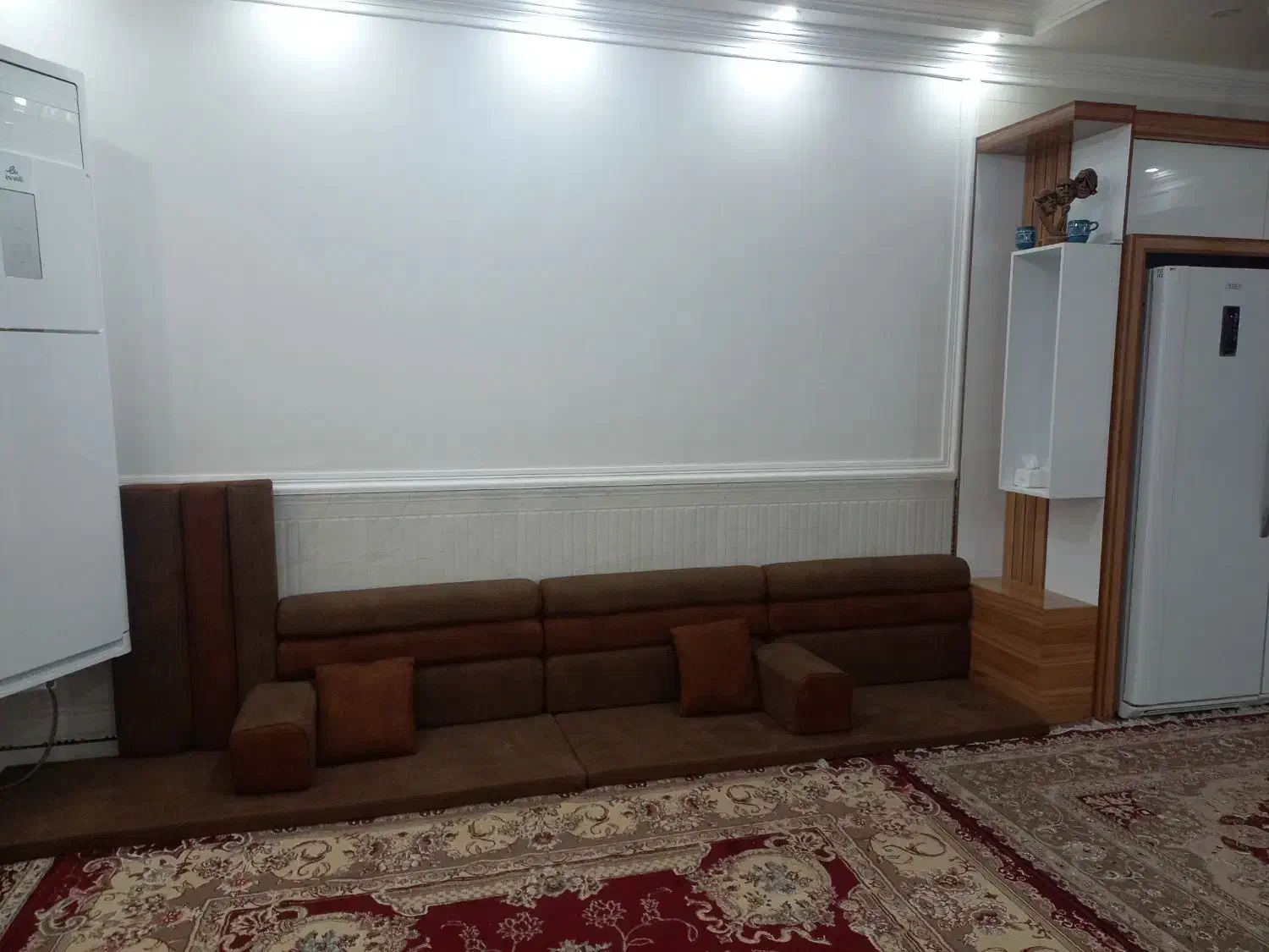 مبل زمینی|پشتی|سوسنگرد, |دیوار