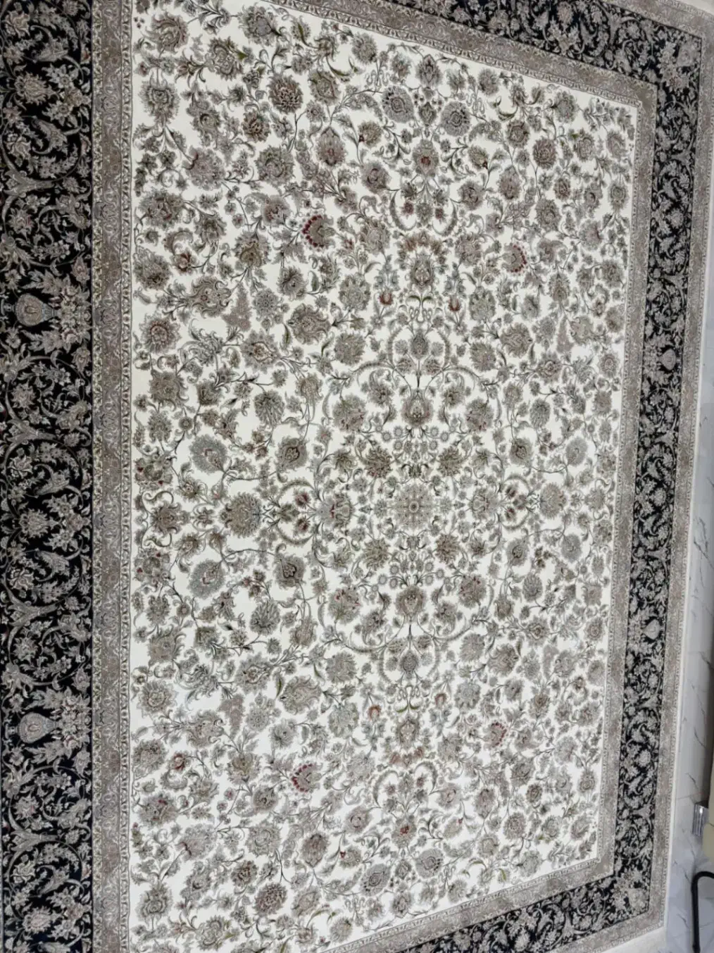 فرش ۹ متری ۱۲۰۰ شانه|فرش|ساوه, |دیوار