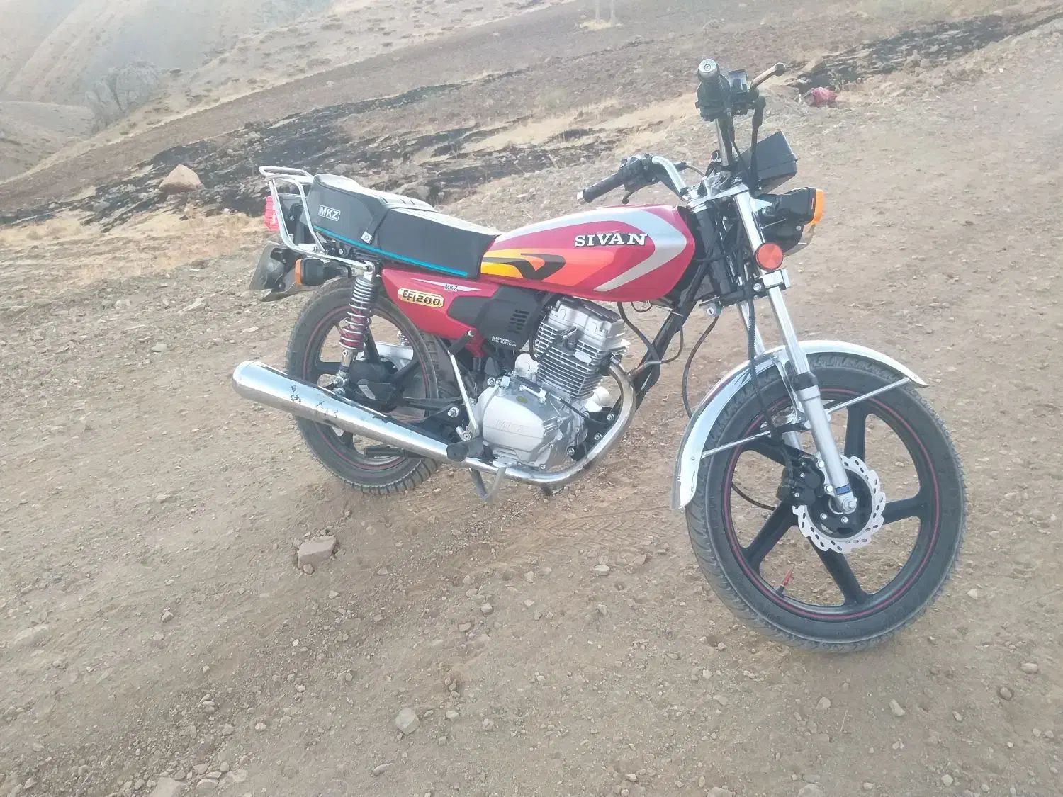 موتور ۲۰۰سیوان۱۴۰۳مدارک تکمیل|موتورسیکلت|کامیاران, |دیوار