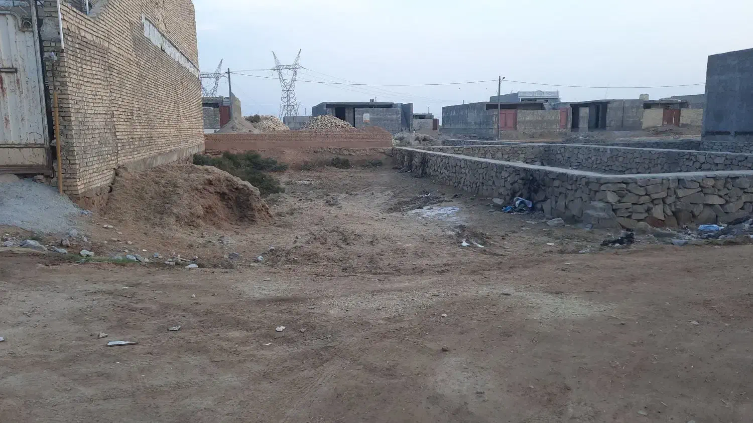 زمین مسکونی جنب بیمارستان نفت منطقه جدید|فروش زمین و ملک کلنگی|سوسنگرد, |دیوار