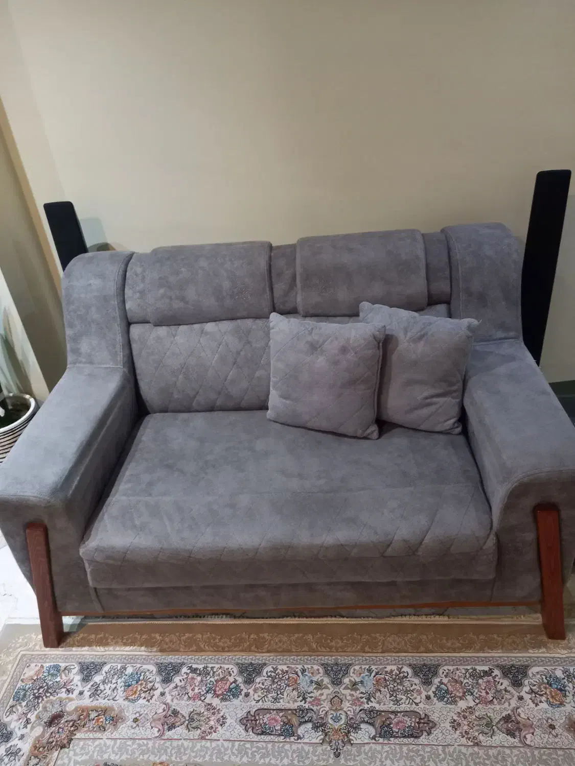 مبل راحتی ۵ نفره|مبلمان خانگی و میز عسلی|تهران, باشگاه نفت|دیوار