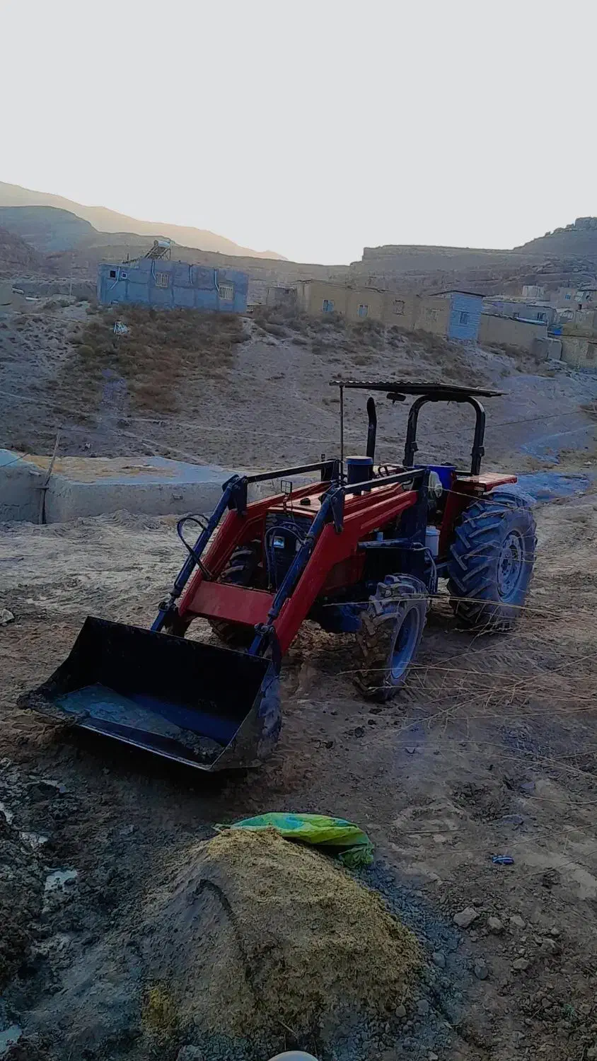 بیل جلوی تراکتور|ماشین‌آلات صنعتی|چاپشلو, |دیوار