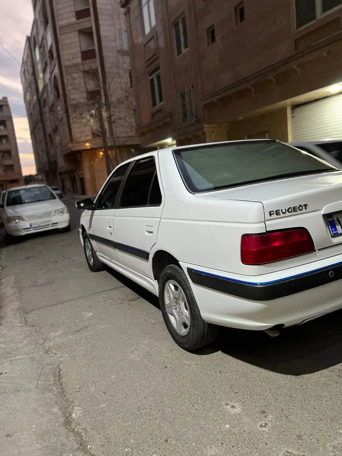 پژو پارس مدل ۱۴۰۰ بی رنگ|خودرو سواری و وانت|پاکدشت, پاکدشت (مامازند)|دیوار