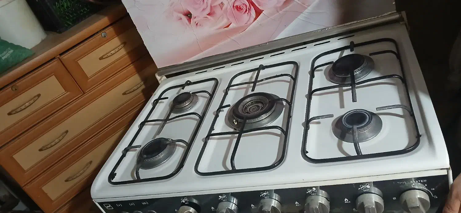 اجاق گازپنج شلعه درحدنو|اجاق گاز و لوازم برقی پختوپز|جوانرود, |دیوار