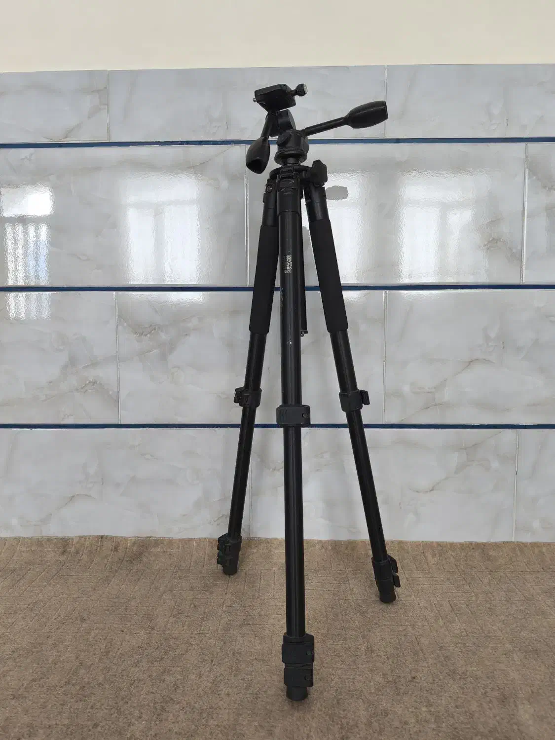 سه پایه کییپ مدل keep 620|دوربین عکاسی و فیلم‌برداری|تویسرکان, |دیوار