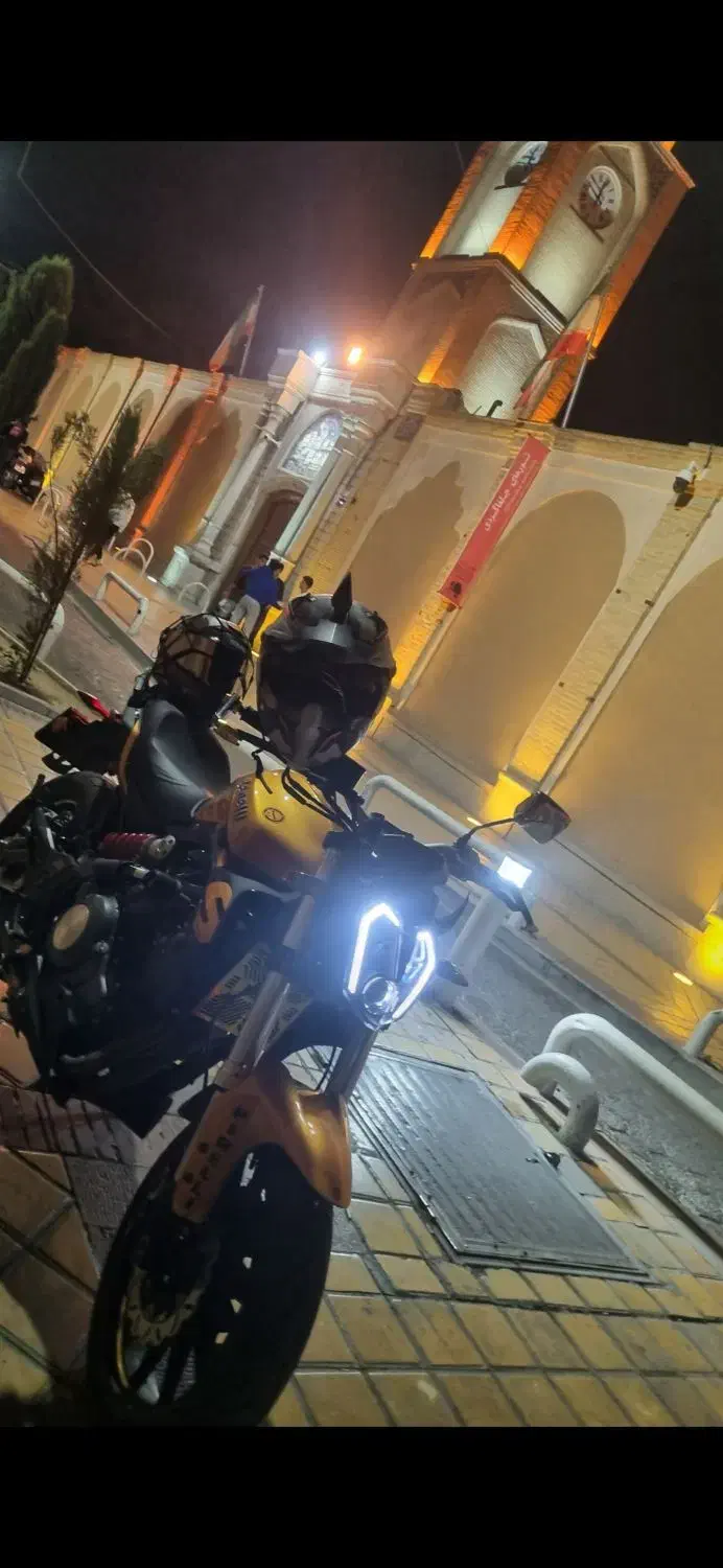 بنلی ۲۵۰ جفت(۳۰۰)|موتورسیکلت|اصفهان, رکن الدوله شرقی|دیوار