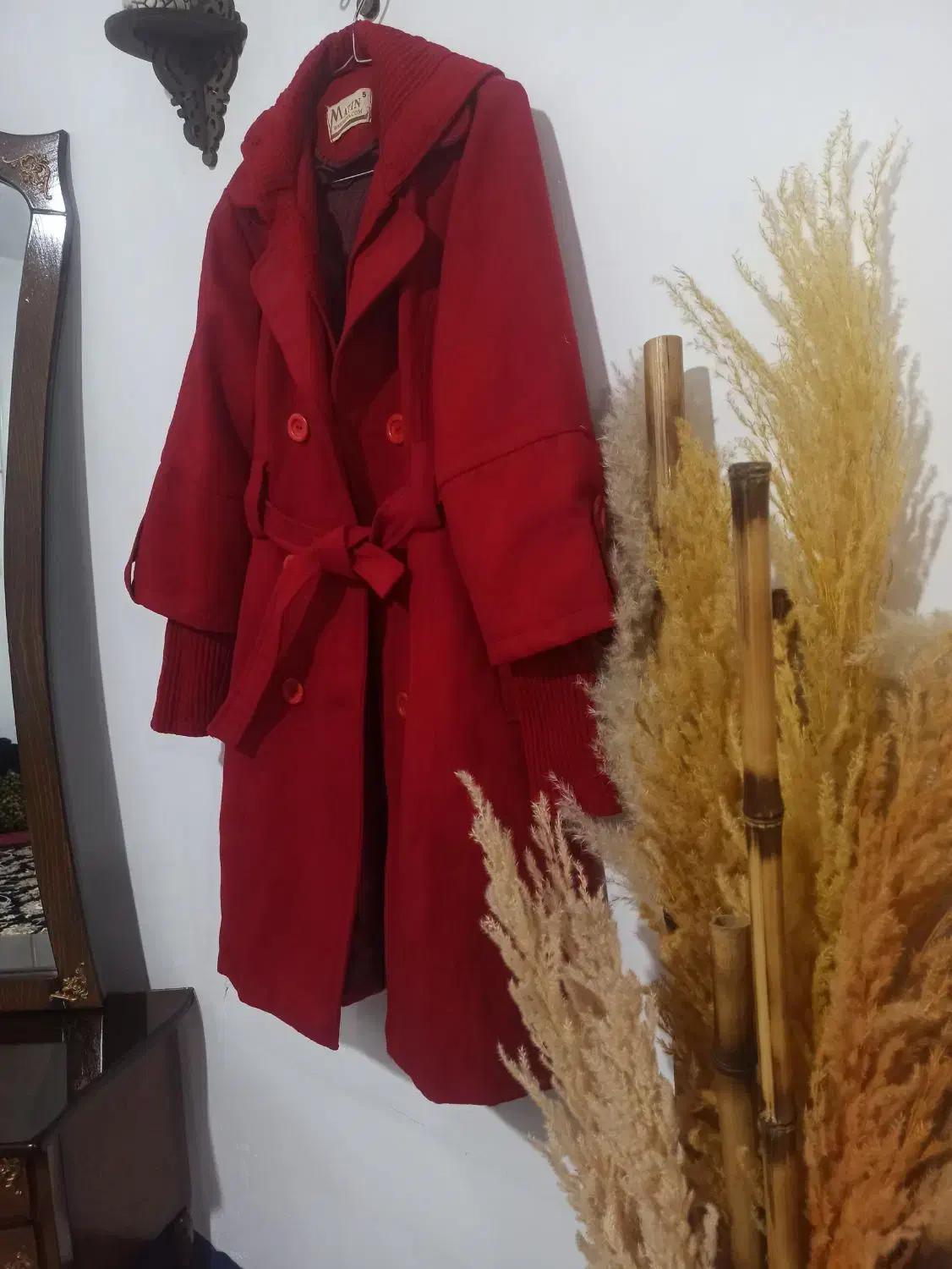 پالتو|لباس|جوانرود, |دیوار