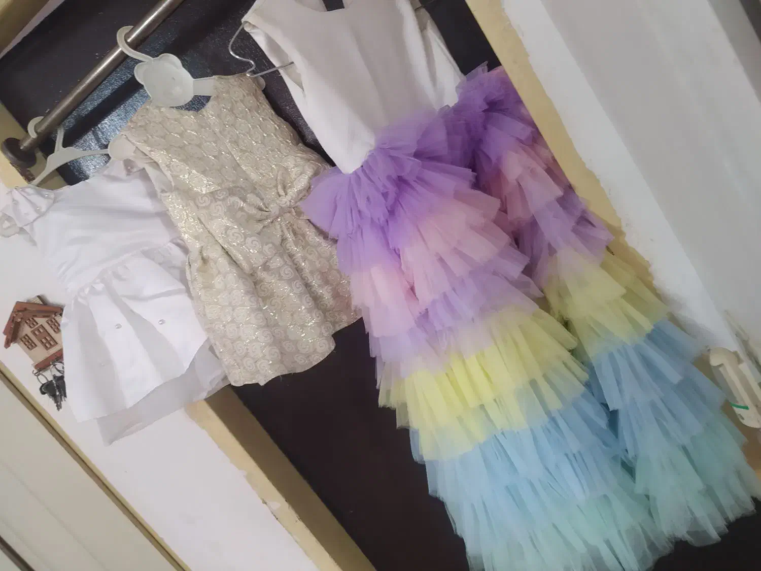 لباس شب یلدا مجلسی|لباس|سبزوار, قصبه شرقی|دیوار