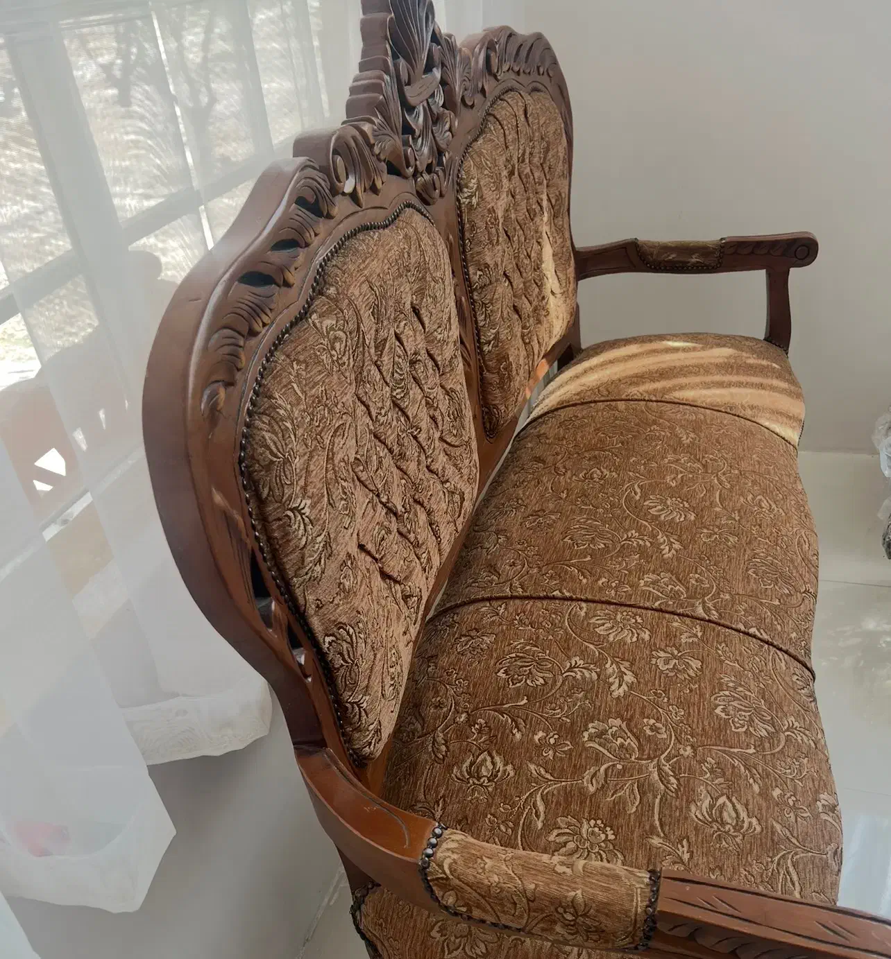 کاناپا سه نفر سلطنتی|مبلمان خانگی و میز عسلی|تبریز, |دیوار