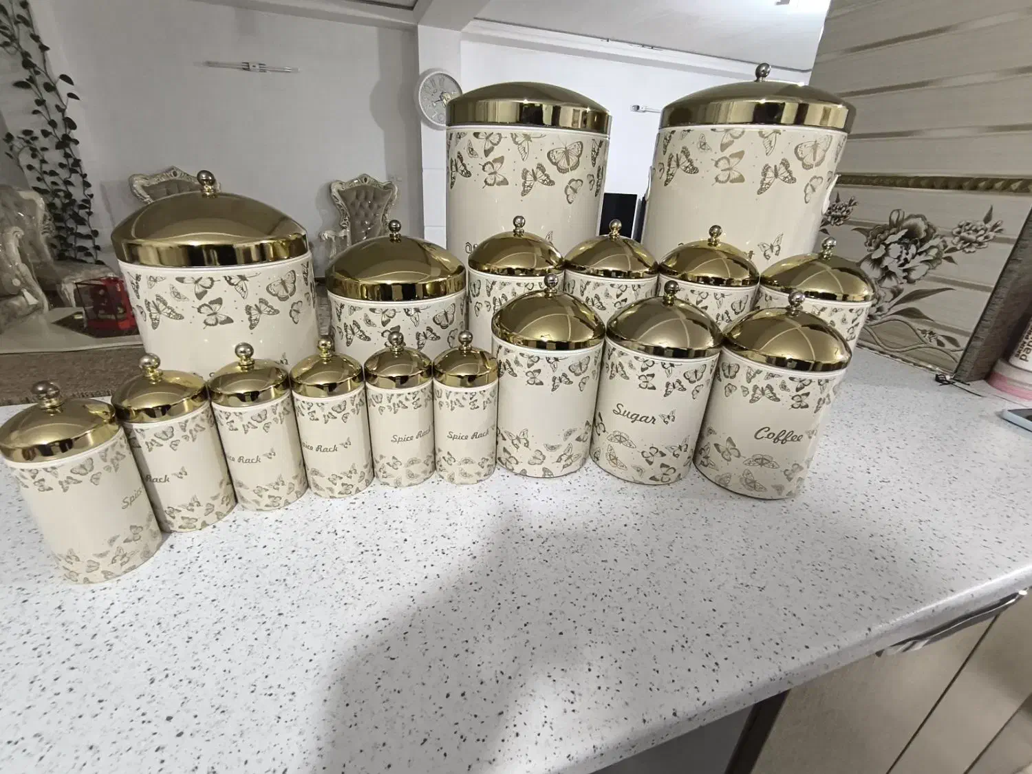 اورانوس|ظروف نگهدارنده، پلاستیکی، یک‌بارمصرف|قرچک, میرزائی جنوبی|دیوار