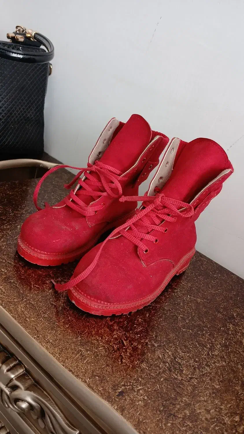 لباس|لباس|نیشابور, کردها|دیوار