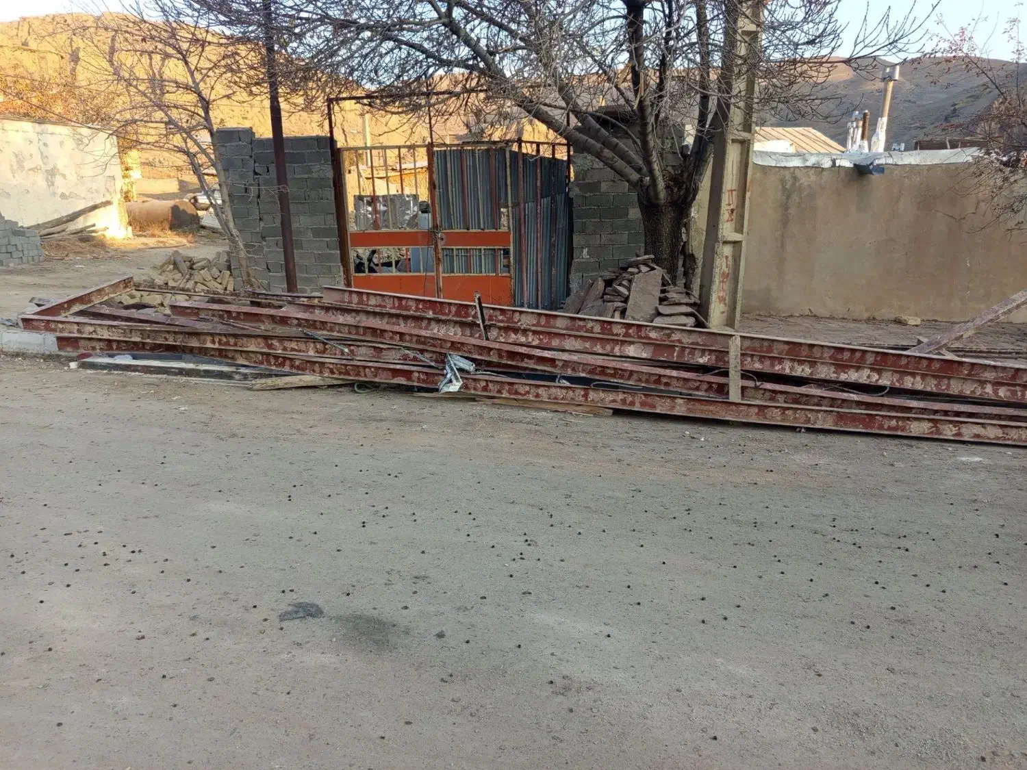 تیرآهن|مصالح و تجهیزات ساختمان|فیروزکوه, |دیوار