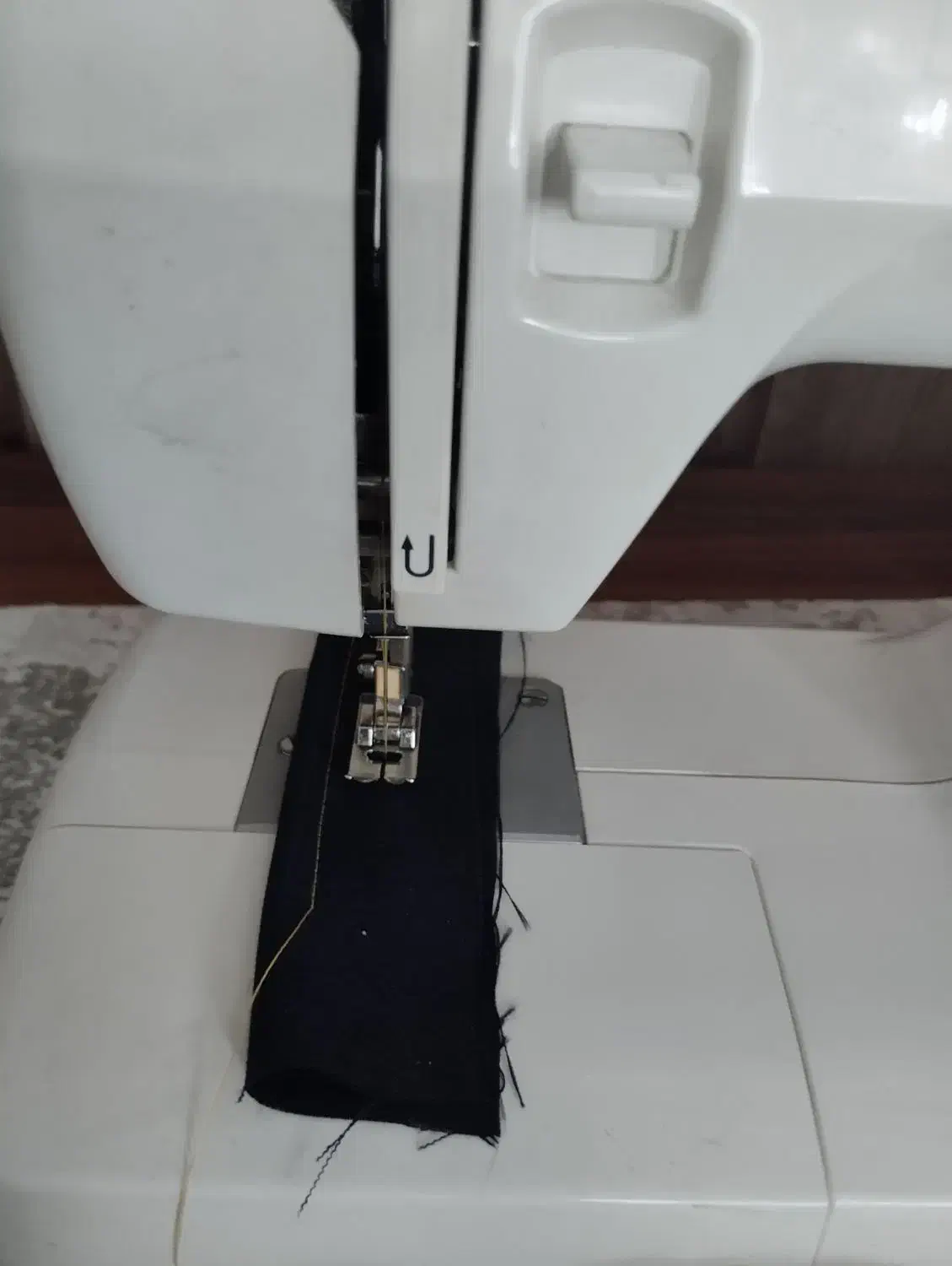 فروش چرخ خیاطی در حد نو|چرخ خیاطی و ریسندگی|شیراز, شهرک مفتح|دیوار