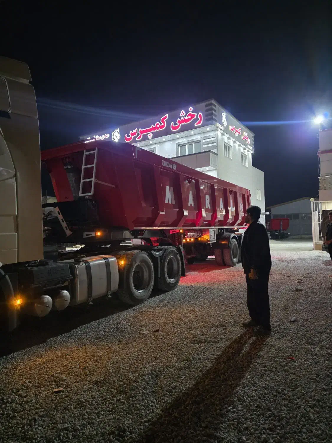 تریلی|خودرو سنگین|کرمان, |دیوار