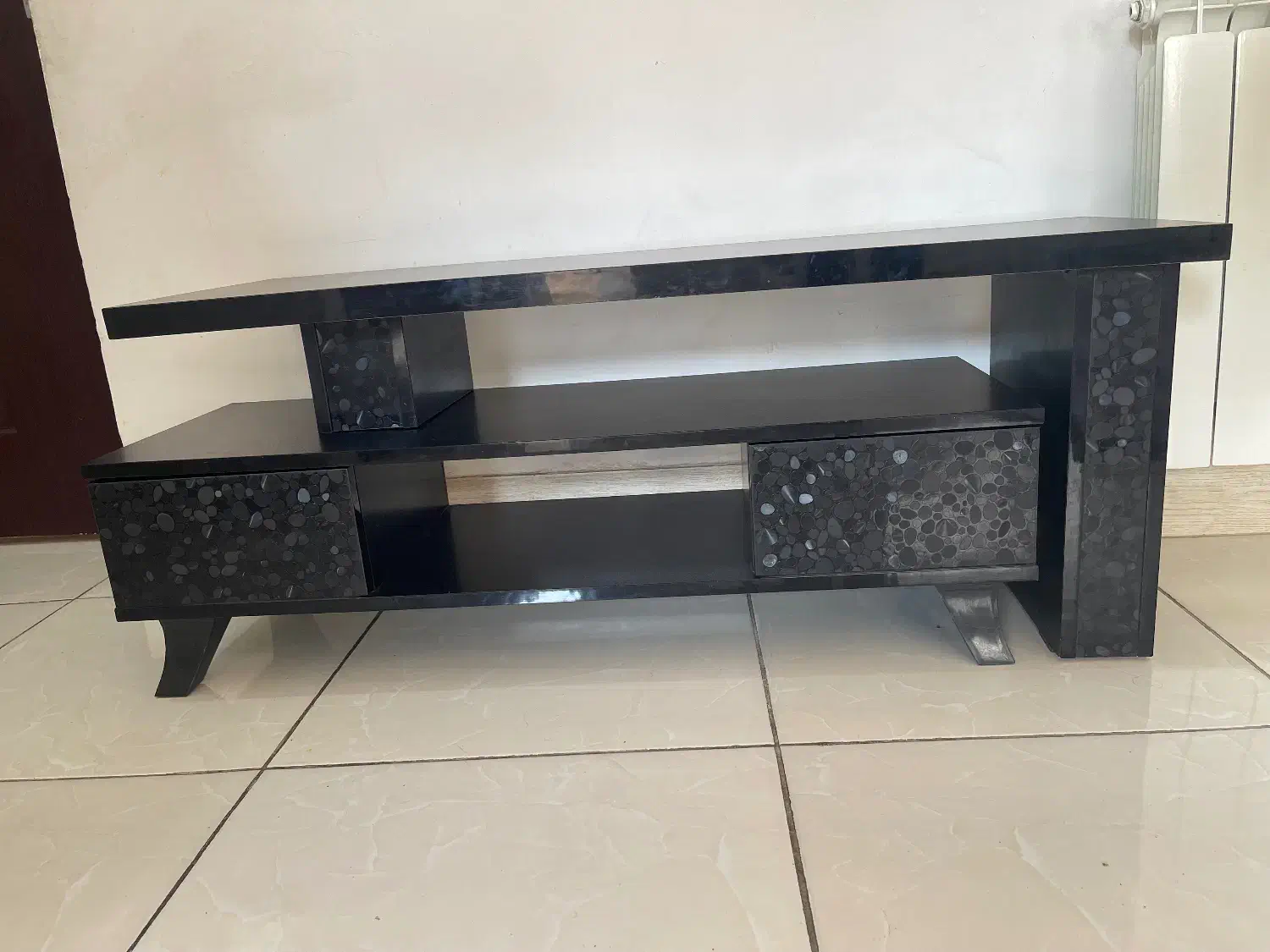 میزتی وی|میز تلویزیون|رشت, یخسازی|دیوار